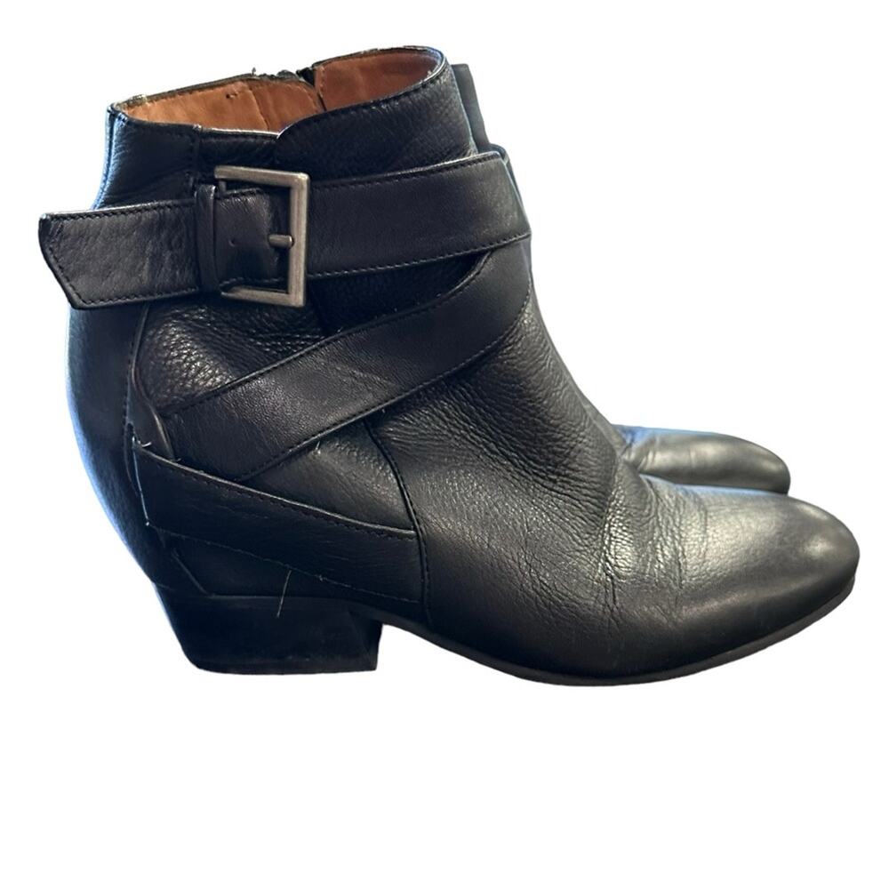 Gentle Souls Kenneth Cole Leather Heeled Ankle Bootie Black Size 7.5